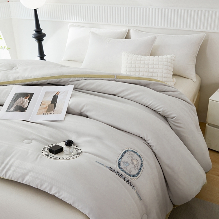 91家纺网 家纺一手货源 找家纺 丽卡家纺 2023新款提花大豆纤维玫瑰天使系列被子被芯 玫瑰天使-灰