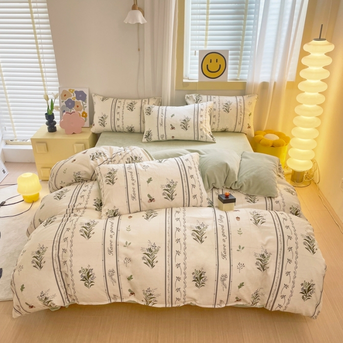 91家纺网 家纺一手货源 找家纺 梦柏家纺 2023新款高克重牛奶绒印花四件套 芳草佳人