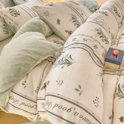 梦柏家纺 2023新款高克重牛奶绒印花四件套 芳草佳人