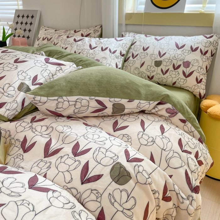 91家纺网 家纺一手货源 找家纺 梦柏家纺 2023新款高克重牛奶绒印花四件套 花海