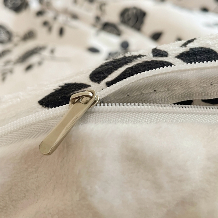 91家纺网 家纺一手货源 找家纺 梦柏家纺 2023新款高克重牛奶绒印花四件套 幻想玫瑰