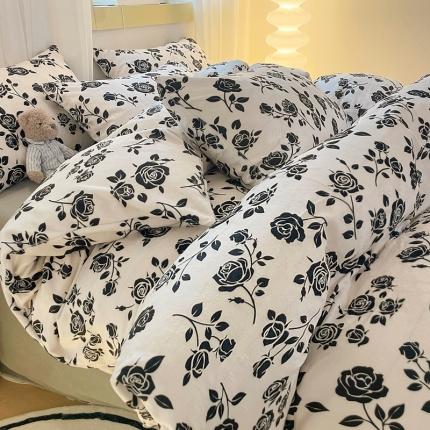 梦柏家纺 2023新款高克重牛奶绒印花四件套 幻想玫瑰