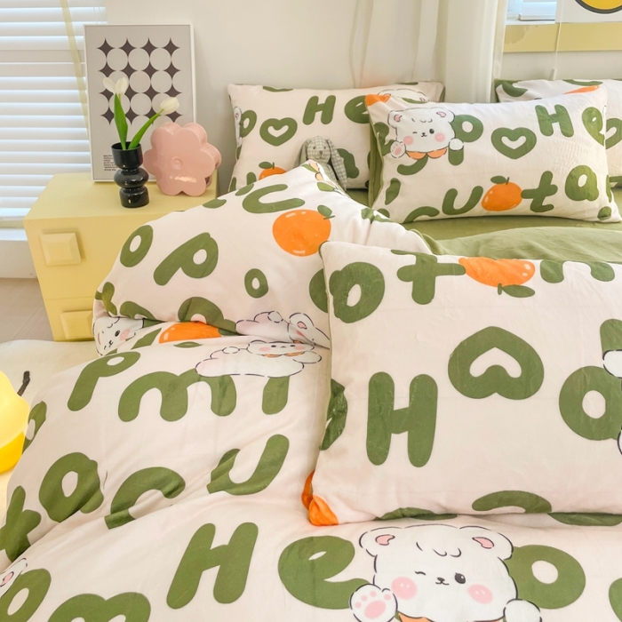 91家纺网 家纺一手货源 找家纺 梦柏家纺 2023新款高克重牛奶绒印花四件套 可爱狗