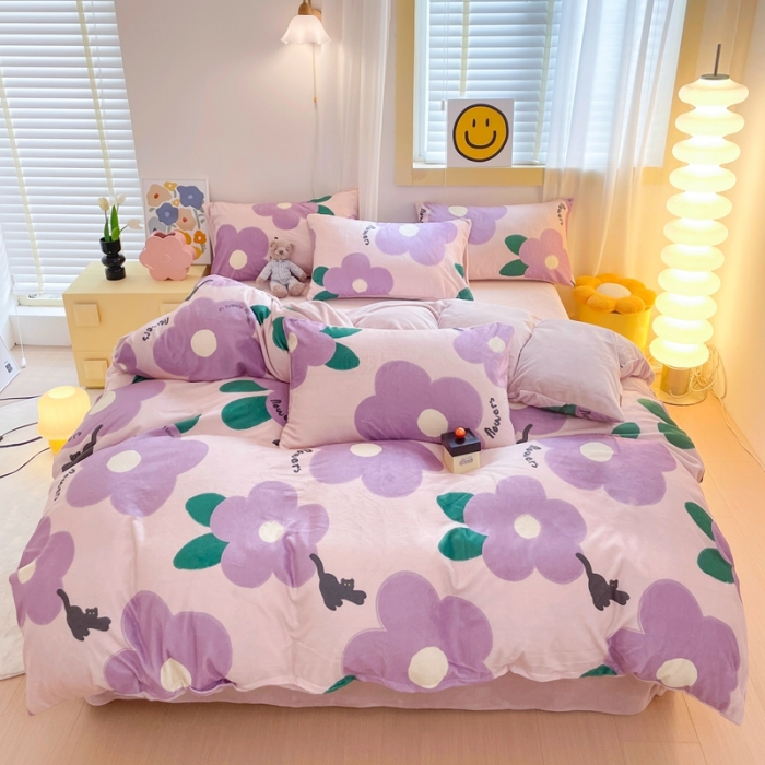 91家纺网 家纺一手货源 找家纺 梦柏家纺 2023新款高克重牛奶绒印花四件套 巷屿猫