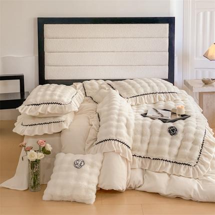 91家纺网 家纺一手货源 找家纺 （总）婳庭家居  2023新款山茶花兔兔绒系列四件套