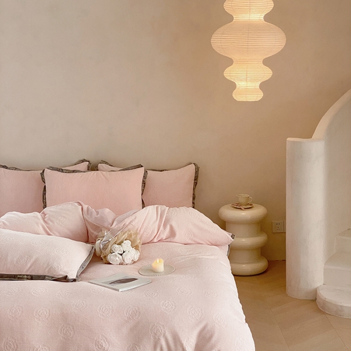 91家纺网 家纺一手货源 找家纺 （总）蜜柚 2024新款高克重全消光牛奶绒雕花烂花法式轻奢四件套