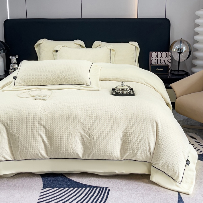 91家纺网 家纺一手货源 找家纺 （总）2025新款牛奶绒雕花四件套-浪漫花艺