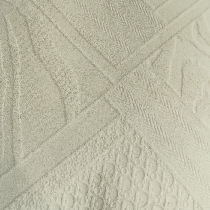 91家纺网 家纺一手货源 找家纺 2025新款牛奶绒雕花四件套-苏黎 白色