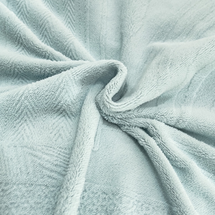 91家纺网 家纺一手货源 找家纺 2025新款牛奶绒雕花四件套-苏黎 蓝色