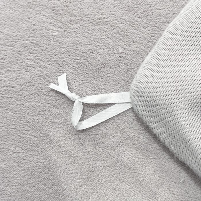 91家纺网 家纺一手货源 找家纺 2025新款牛奶绒雕花四件套-苏黎 浅灰色