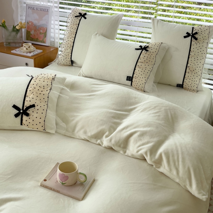 91家纺网 家纺一手货源 找家纺 （总）2025新款牛奶绒拼纱四件套-洛可可