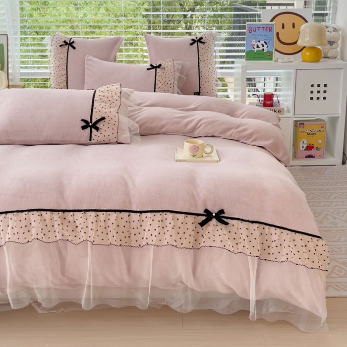 91家纺网 家纺一手货源 找家纺 2025新款牛奶绒拼纱四件套-洛可可 粉紫