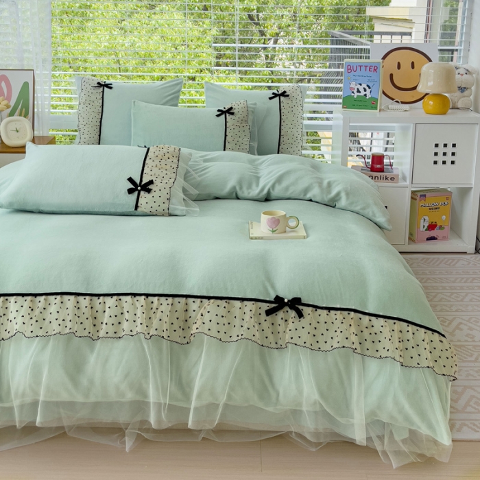 91家纺网 家纺一手货源 找家纺 2025新款牛奶绒拼纱四件套-洛可可 水绿