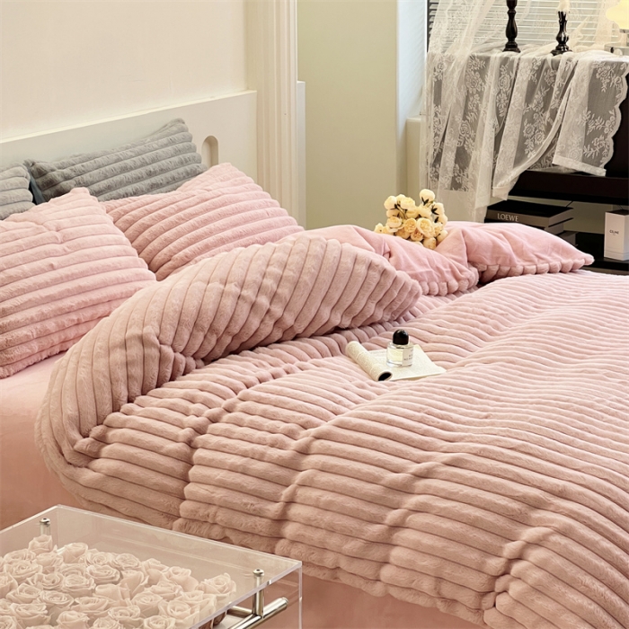 91家纺网 家纺一手货源 找家纺 安莱生活 2023新款秋冬皮草兔毛四件套 橡皮粉