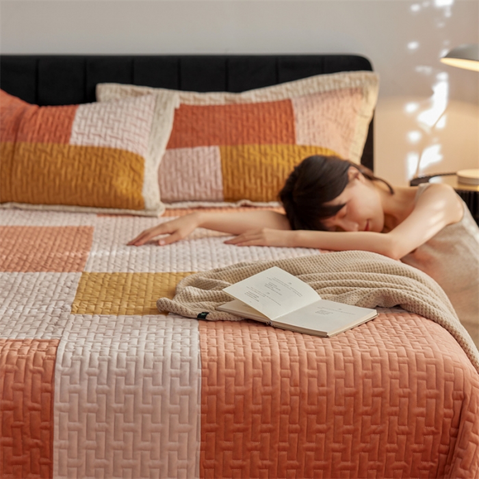 91家纺网 家纺一手货源 找家纺 安莱生活 2023新款原创多功能创意拼块水晶绒荷兰绒天鹅绒毯床盖系列 拼块橘