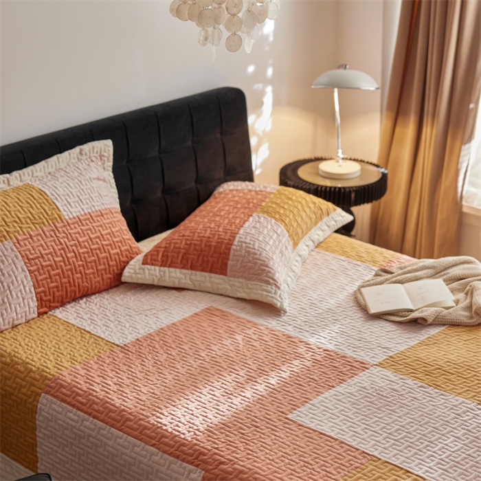 91家纺网 家纺一手货源 找家纺 安莱生活 2023新款原创多功能创意拼块水晶绒荷兰绒天鹅绒毯床盖系列 拼块橘