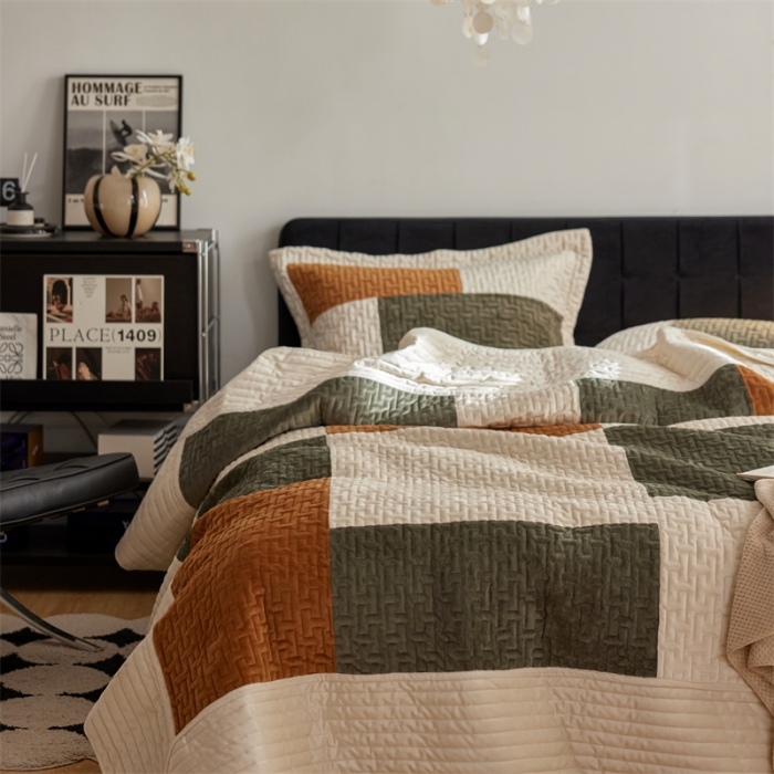 91家纺网 家纺一手货源 找家纺 安莱生活 2023新款原创多功能创意拼块水晶绒荷兰绒天鹅绒毯床盖系列 拼块绿