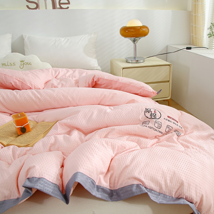 91家纺网 家纺一手货源 找家纺 （总）爱宝被业 2025新款原棉泡泡纱被被子被芯系列