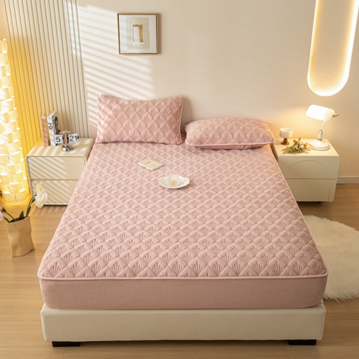 91家纺网 家纺一手货源 找家纺 鑫钰 2023秋冬年新款高克重牛奶绒夹棉床笠床罩席梦思保护套 烟花-豆沙粉