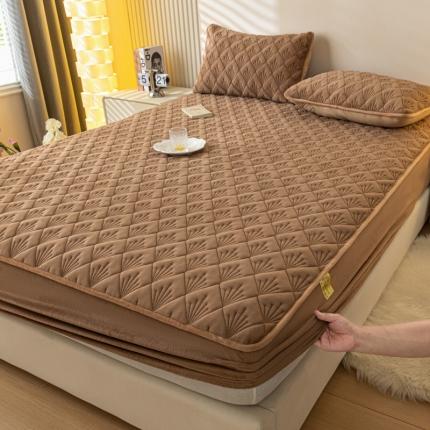 鑫钰 2023秋冬年新款高克重牛奶绒夹棉床笠床罩席梦思保护套 烟花-摩卡棕