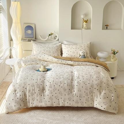 91家纺网 家纺一手货源 找家纺 网客 2024新款亲肤水洗双层纱豆豆被 小呆熊