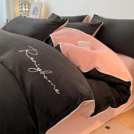 91家纺网 家纺一手货源 找家纺 （总）慕色 2023新款牛奶绒刺绣四件套慕奢绒