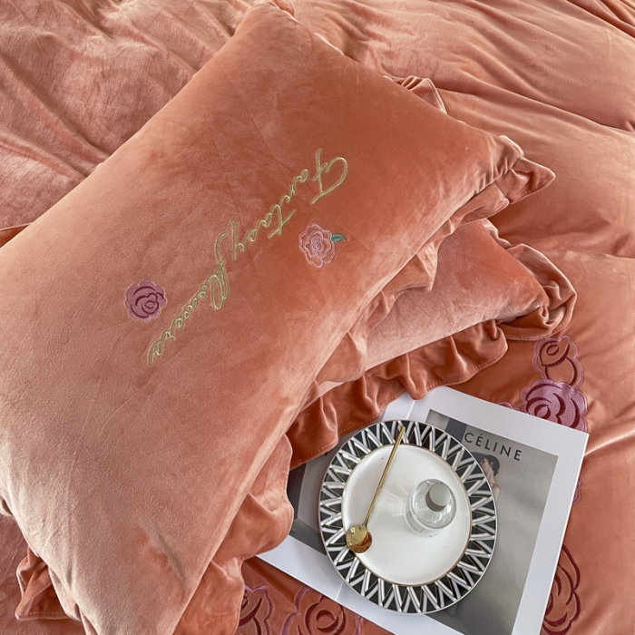 91家纺网 家纺一手货源 找家纺 （总）金米诺 2024新款婴儿绒韩版床单绣花四件套