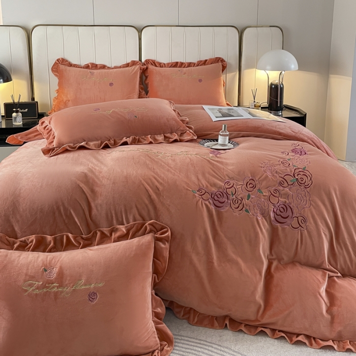 91家纺网 家纺一手货源 找家纺 （总）金米诺 2024新款婴儿绒韩版床单绣花四件套