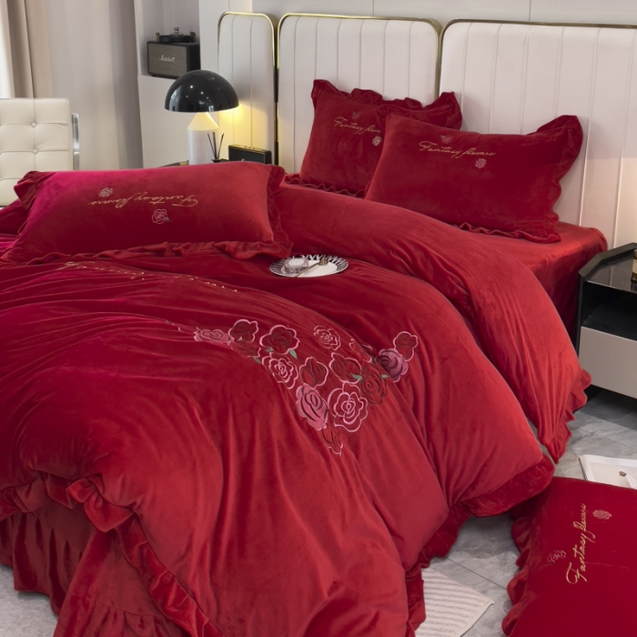 91家纺网 家纺一手货源 找家纺 金米诺 2024新款婴儿绒韩版床单绣花四件套 大红