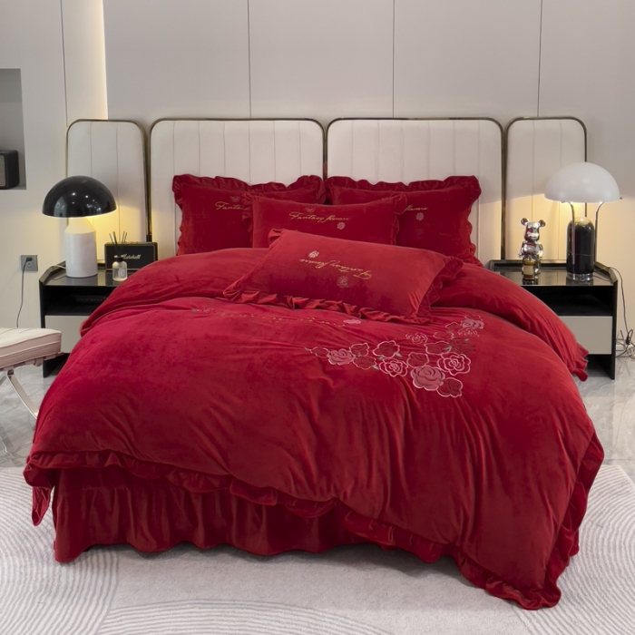 91家纺网 家纺一手货源 找家纺 金米诺 2024新款婴儿绒韩版床单绣花四件套 大红