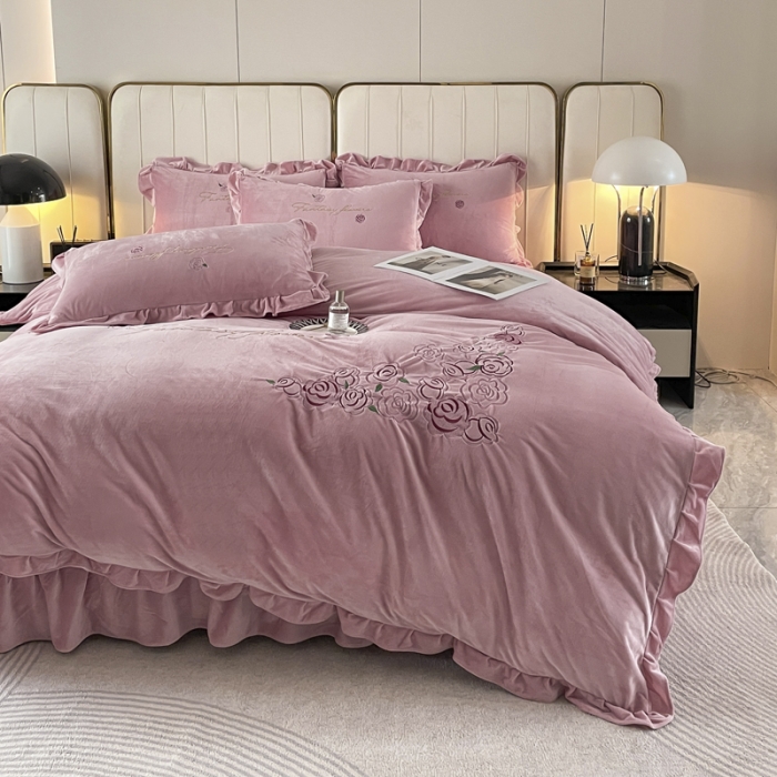 91家纺网 家纺一手货源 找家纺 金米诺 2024新款婴儿绒韩版床单绣花四件套 豆沙