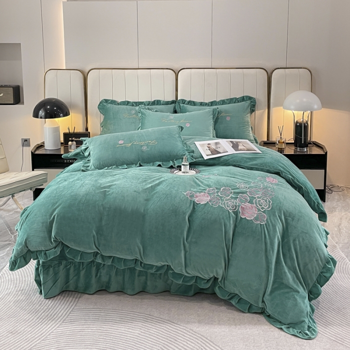 91家纺网 家纺一手货源 找家纺 金米诺 2024新款婴儿绒韩版床单绣花四件套 翡翠绿