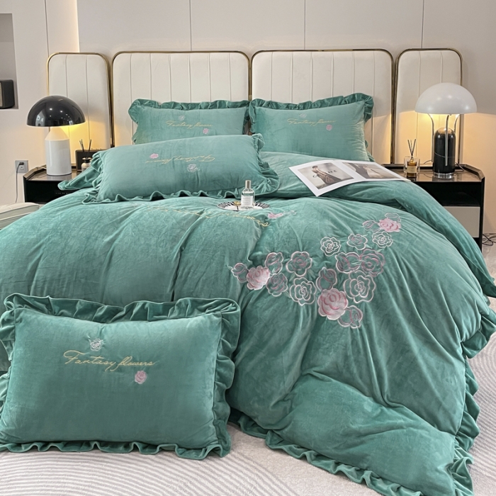 91家纺网 家纺一手货源 找家纺 金米诺 2024新款婴儿绒韩版床单绣花四件套 翡翠绿