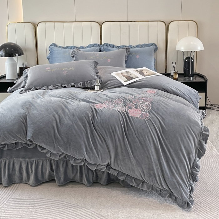 91家纺网 家纺一手货源 找家纺 金米诺 2024新款婴儿绒韩版床单绣花四件套 灰色