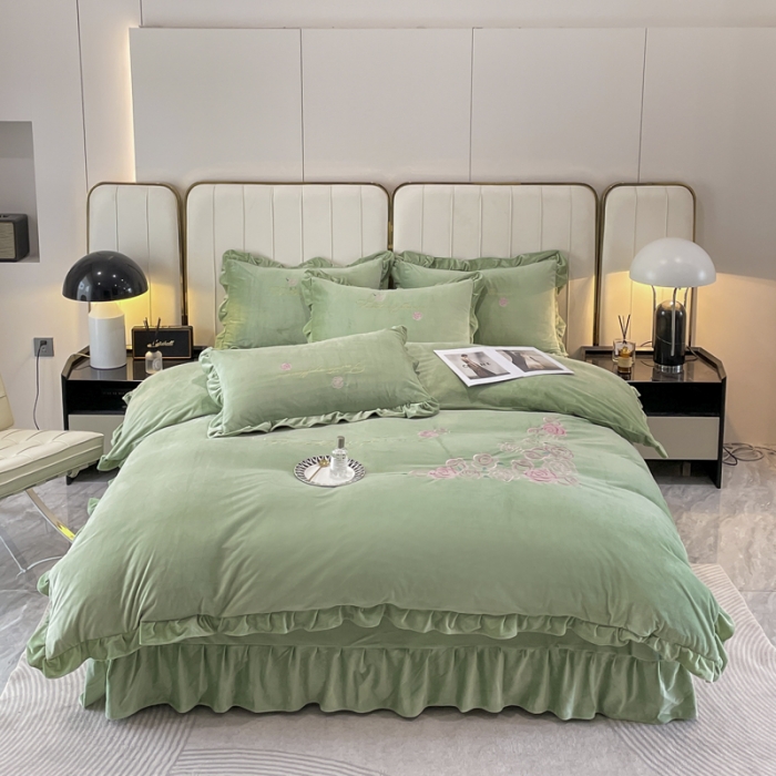 91家纺网 家纺一手货源 找家纺 金米诺 2024新款婴儿绒韩版床单绣花四件套 抹茶绿