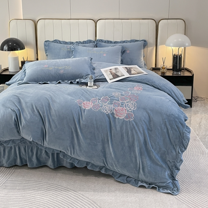 91家纺网 家纺一手货源 找家纺 金米诺 2024新款婴儿绒韩版床单绣花四件套 浅蓝