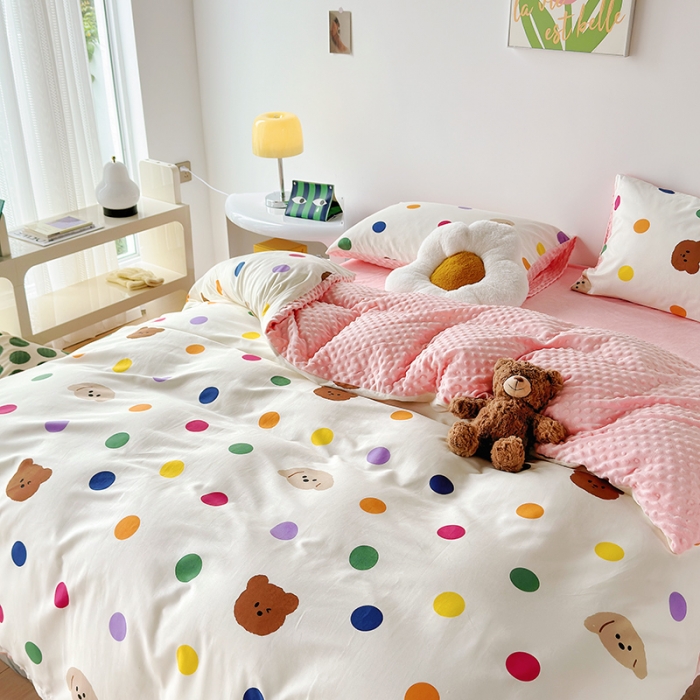 91家纺网 家纺一手货源 找家纺 怡家居 2023新款秋冬棉加豆豆绒印花四件套 彩色小熊