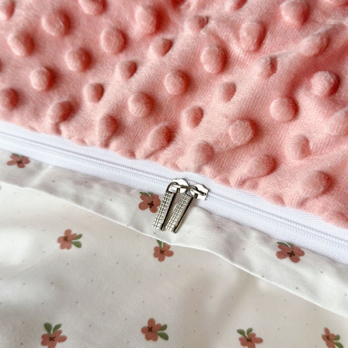 91家纺网 家纺一手货源 找家纺 怡家居 2023新款秋冬棉加豆豆绒印花四件套 粉花花