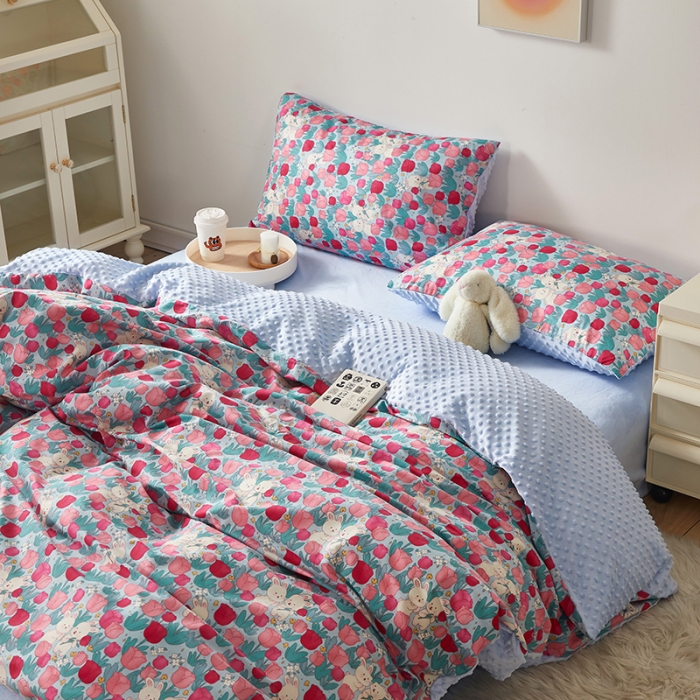 91家纺网 家纺一手货源 找家纺 怡家居 2023新款秋冬棉加豆豆绒印花四件套 开心兔