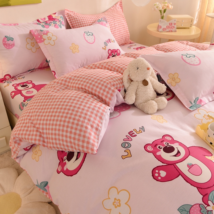 91家纺网 家纺一手货源 找家纺 甜之梦 2025新款纯棉印花12868四件套草莓熊