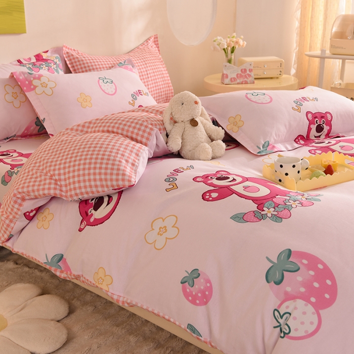 91家纺网 家纺一手货源 找家纺 甜之梦 2025新款纯棉印花12868四件套草莓熊