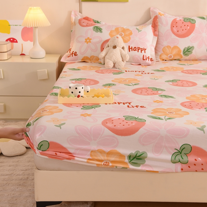 91家纺网 家纺一手货源 找家纺 甜之梦 新款12868全棉印花系列单床笠（可接缺角异型）快乐草莓