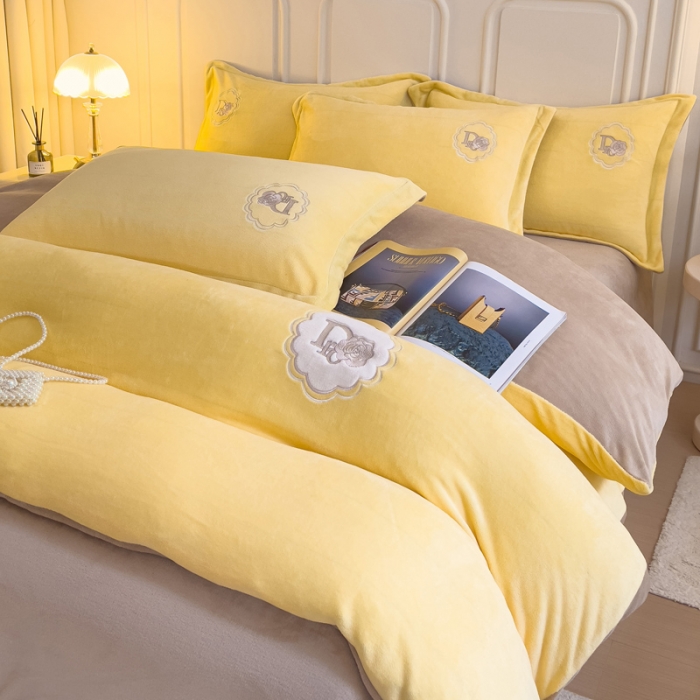 91家纺网 家纺一手货源 找家纺 牛奶绒双拼小香风刺绣贴布绣四件套-戴安娜（含买家秀）戴安娜-柠檬黄