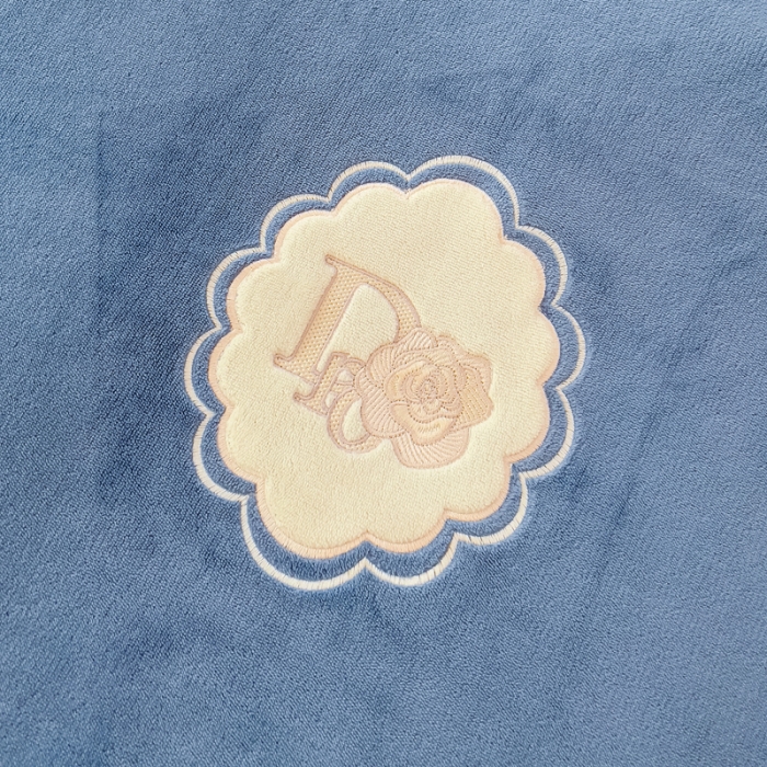 91家纺网 家纺一手货源 找家纺 牛奶绒双拼小香风刺绣贴布绣四件套-戴安娜（含买家秀）戴安娜-星辰蓝