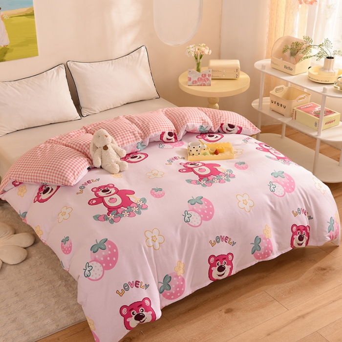 91家纺网 家纺一手货源 找家纺 甜之梦 新款12868全棉定制尺寸印花系列单被套草莓熊