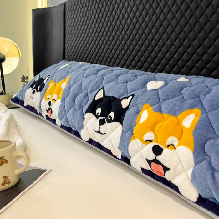 91家纺网 家纺一手货源 找家纺 梦舒羽 2025新款牛奶绒夹棉长枕套宿舍双人枕芯套 可爱狗狗