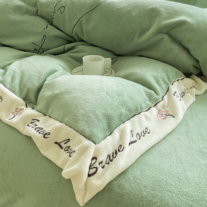 91家纺网 家纺一手货源 找家纺 （总）可以家居 2023新款全消光云绒雅思绒牛奶绒刺绣四件套-漫妮