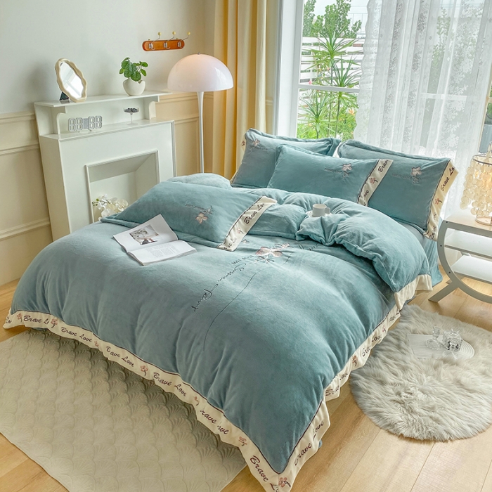 91家纺网 家纺一手货源 找家纺 可以家居 2023新款全消光云绒雅思绒牛奶绒刺绣四件套-漫妮 漫妮-蓝