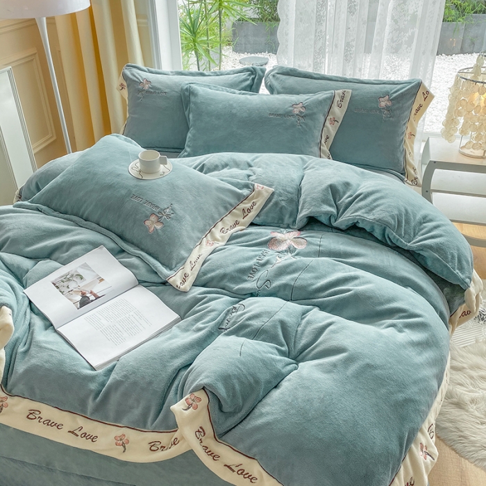 91家纺网 家纺一手货源 找家纺 可以家居 2023新款全消光云绒雅思绒牛奶绒刺绣四件套-漫妮 漫妮-蓝