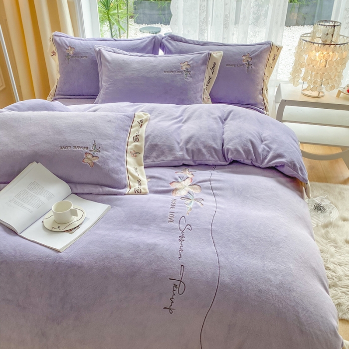 91家纺网 家纺一手货源 找家纺 可以家居 2023新款全消光云绒雅思绒牛奶绒刺绣四件套-漫妮 漫妮-紫